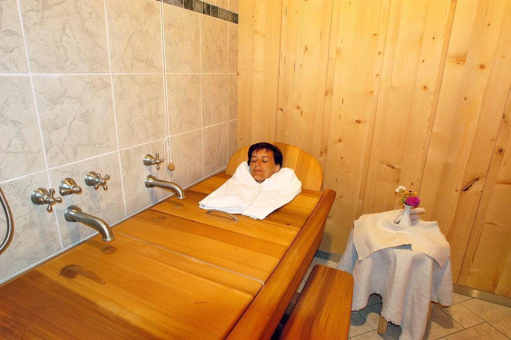 Hotel Bad Bergfall Olang ภายนอก รูปภาพ